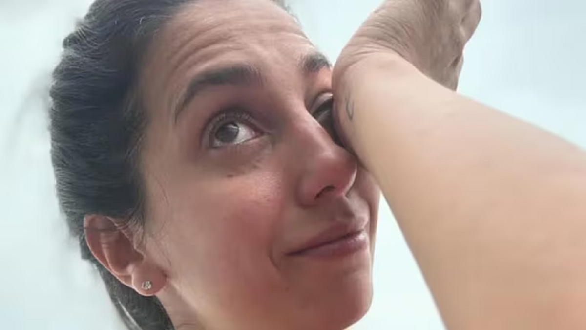 ¡MATERIAL BOMBA! Apareció un video de Cinthia Fernández llorando tras discutir con Roberto Castillo