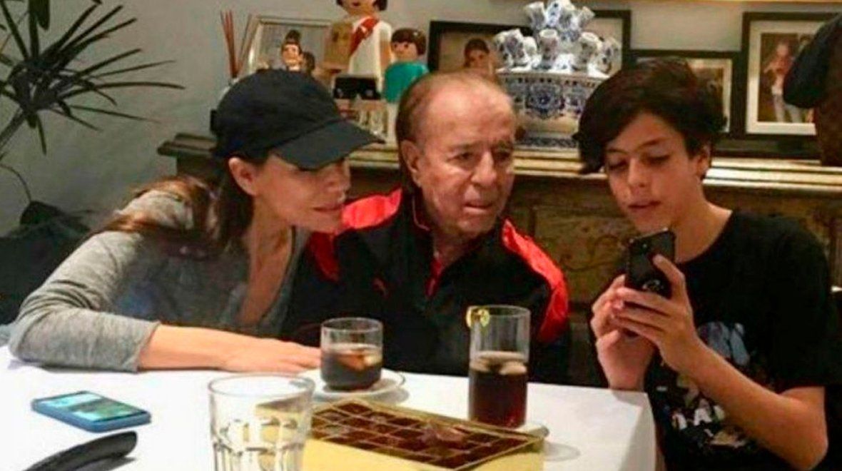 Cecilia Bolocco y Carlos Menem, en una guerra por el lugar de residencia de su hijo Máximo