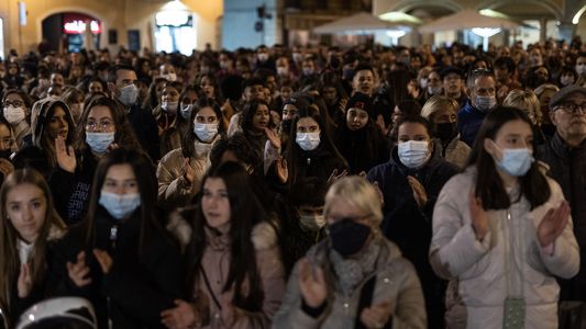 La violaron, la creyeron muerta, la tiraron, pero sobrevivió