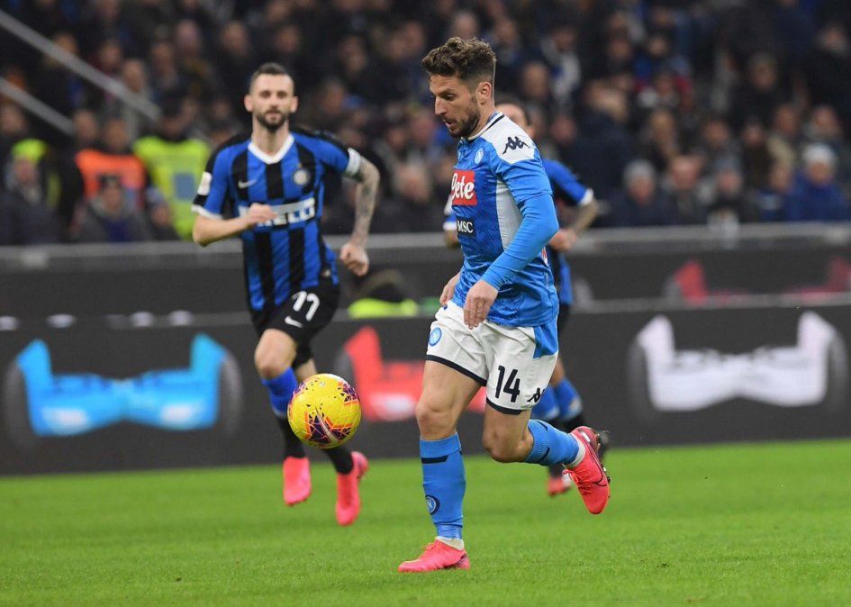 Napoli dio el golpe y le ganó 1-0 al Inter de Lautaro Martínez en San Siro por las semis de Copa Italia