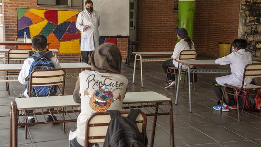 Río Negro había eliminado el uso de boletines en escuelas primarias y 14 días después suspendió la medida