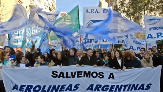 Marcha al Congreso contra la privatización de Aerolíneas Argentinas: cuándo es