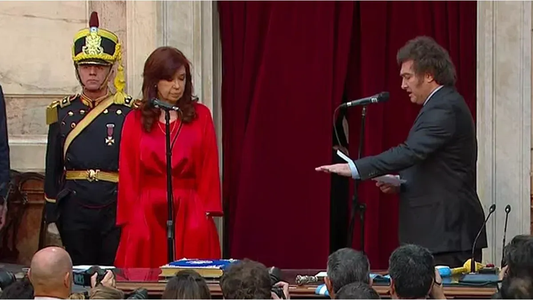 Cristina Kirchner cruzó a Javier Milei por su discurso en Davos y le dejó una particular sugerencia