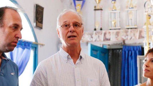 Gollán sobre los médicos cubanos: Si todos los que se quejan me consiguen argentinos los tomamos y se terminó