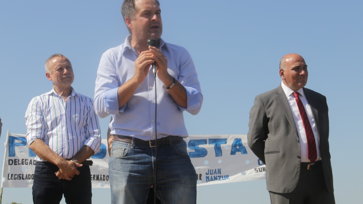 Habitar Comunidad: Maggiotti y Manzur entregaron viviendas en la Comuna de Tapia, Tucumán
