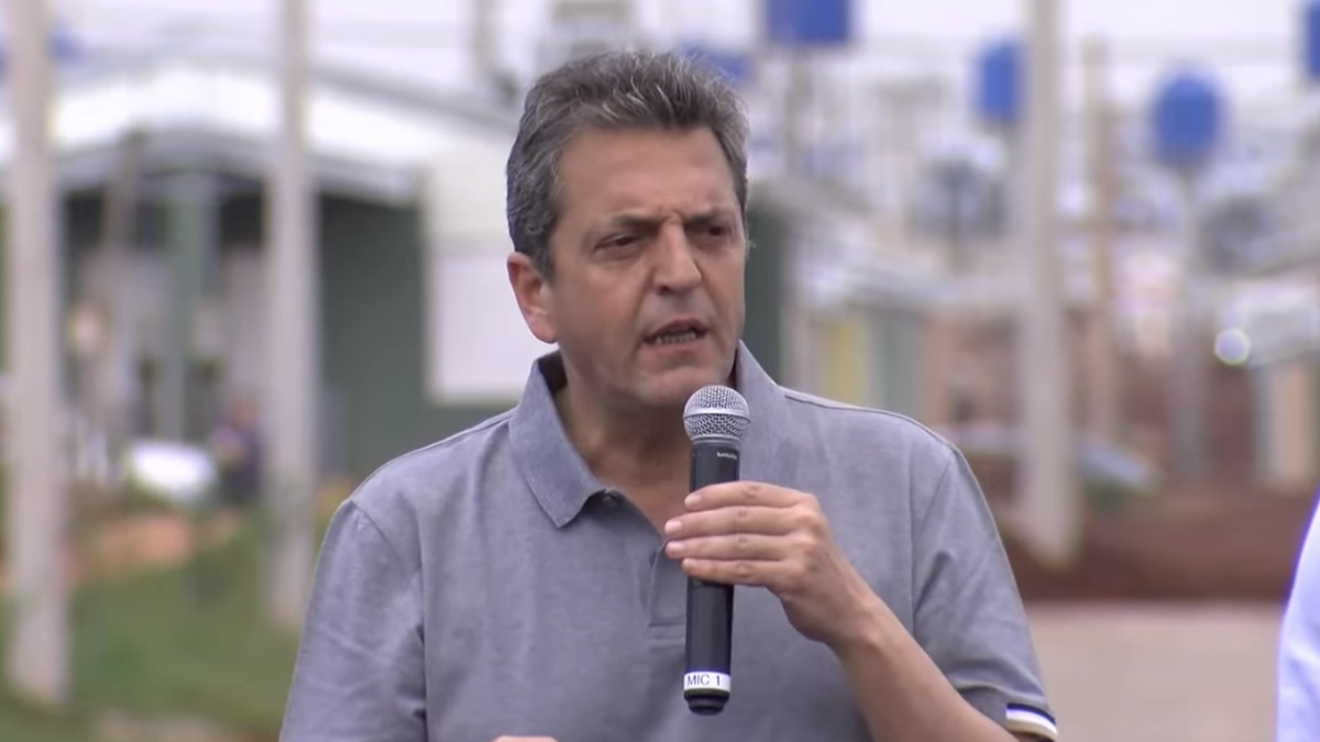 Massa cruzó a Milei por la coparticipación y lo acuso de querer dejar algunas provincias a la buena de Dios (Foto: captura YouTube Sergio Massa).