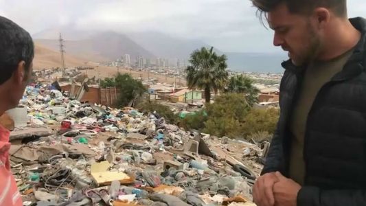 Leandro Penna visitó a familias desemparadas en Iquique: Me conmovió de cerca