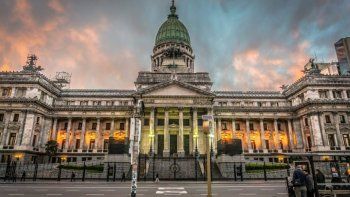 Tiembla Comodoro Py: el Senado debate el nuevo Código Procesal Penal y castigos a la filtración de escuchas