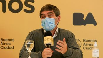 Para Fernán Quirós la combinación de vacunas tuvo una altísima aceptación en la Ciudad Para Fernán Quirós la combinación de vacunas tuvo una altísima aceptación en la Ciudad