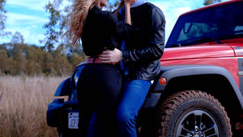 La cantante Marie Chantal lanza video con uno de los mellizos de Alejandra Prayones