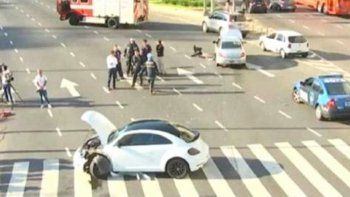 En estado de ebriedad y en contramano: un futbolista provocó un accidente en plena Avenida 9 de Julio