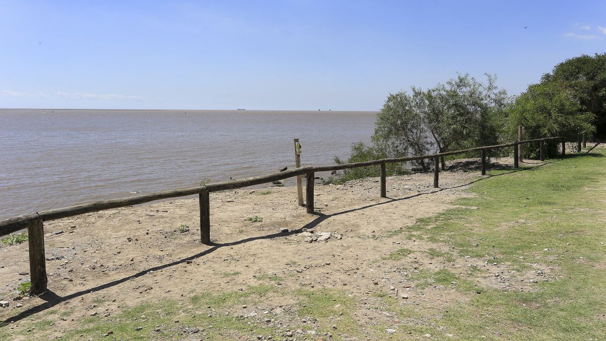 En el Río de la Plata se encontró el cuerpo de una mujer flotando boca abajo