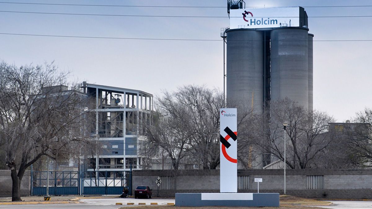 La nueva línea integral de producción de cemento está ubicada en la planta que Holcim posee en la localidad cordobesa de Malagueño.