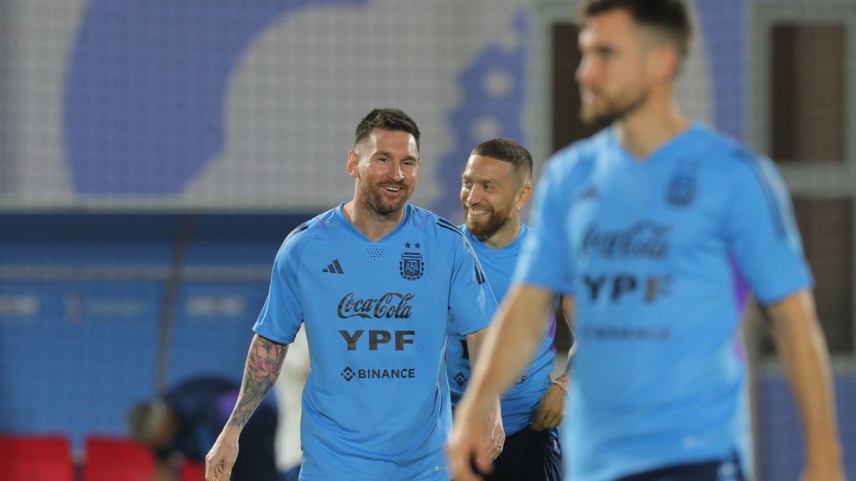 Messi sonríe