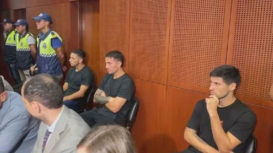 La Justicia dejó en LIBERTAD a los tres exjugadores de Vélez detenidos por abuso y tomó una DRÁSTICA decisión sobre Sosa