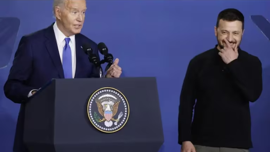Joe Biden presentó a Volodimir Zelenski como Vladimir Putin en la ceremonia de la OTAN