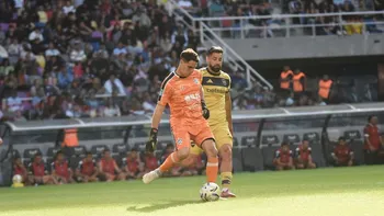 Boca le gana 2-1 a Central Córdoba en Santiago del Estero y busca terminar primero en su zona