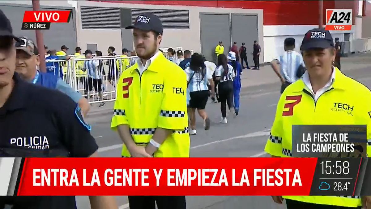 Selección Argentina: entra la gente y empieza la fiesta. (Foto: A24)