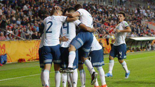 Debut ideal de Argentina en el Mundial Sub-20: goleó 5-2 a Sudáfrica con Barco como figura