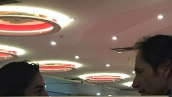 Juana Viale y Santiago Lange, la primera foto juntos