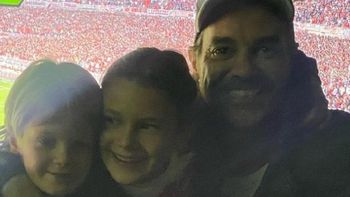 La emoción de Pedro Alfonso al llevar por primera vez a sus hijos a la cancha de River: Esas noches que...