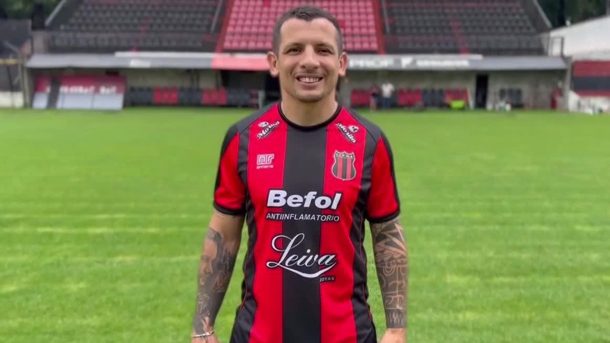 Emiliano Vecchio - Defensores de Belgrano