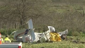 Cayó una avioneta cerca de la autopista Buenos Aires-La Plata y dos personas fallecieron