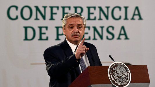 La crisis de las vacunas tensa el clima político: Gobierno y oposición enroscados por el escándalo