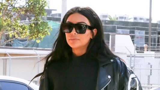 Kim Kardashian “no tiene qué ponerse” y subió esta imagen completamente desnuda