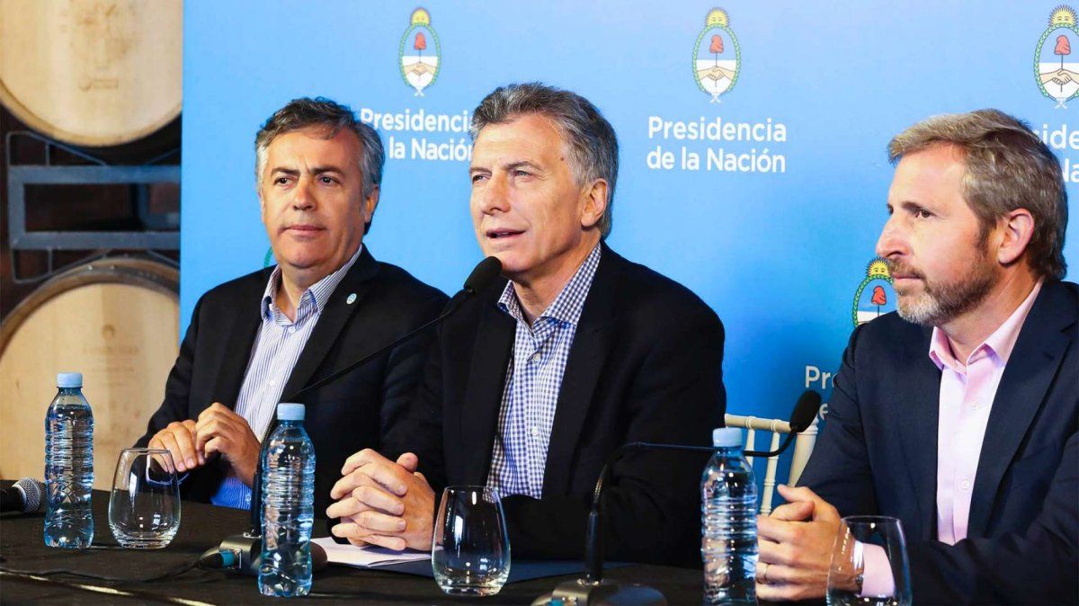 ¿Cómo se gestó el llamado de Macri a Alberto Fernández? De la autocrítica a las presiones de la UCR para “acordar” la transición