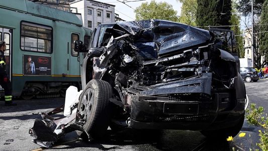 El impactante accidente del goleador de la selección de Italia: lo atropelló un tranvía y terminó en el hospital