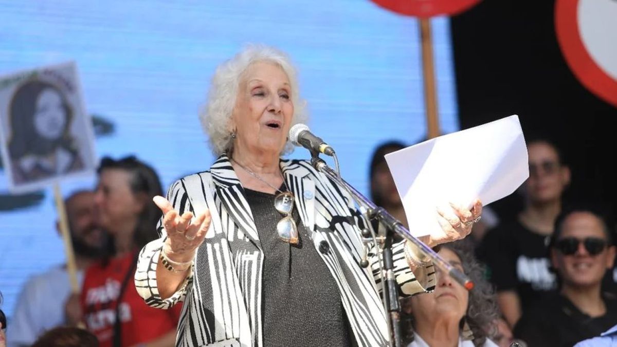 Estela de Carlotto dijo que a Milei hay que cansarlo hasta que se vaya (Foto: Perfil)