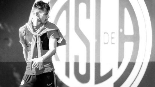 Tras el escándalo por la lesión de Herrera, Ángel Romero no participó del entrenamiento por decisión de Soso