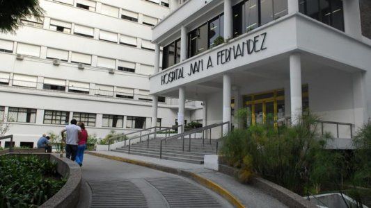 Internaron al jefe de enfermeros del Hospital Fernández por coronavirus: “Se está muriendo”