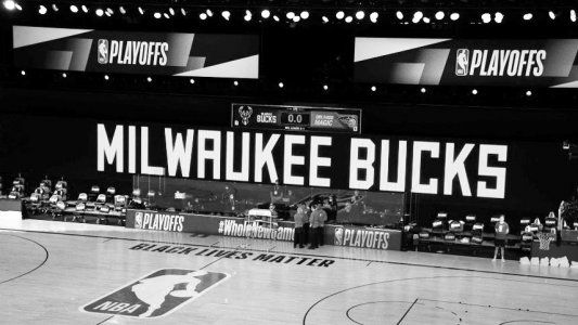 Histórica protesta: por iniciativa de Milwaukee Bucks, se suspendieron los partidos de la NBA por la violencia racial