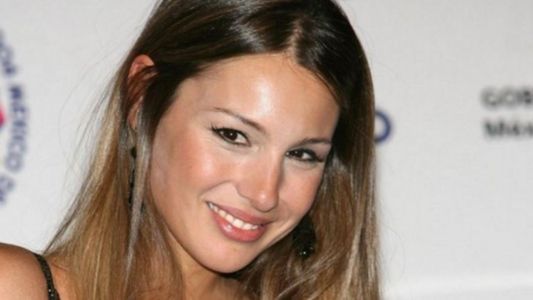 ¿Es o no es Pampita, la dueña de esta espectacular cola?