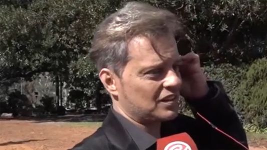 El insólito momento que vivió el doble de Luis Miguel cuando fue a votar: ¿A vos te parece?