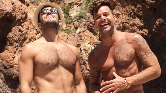Ricky Martin y Jwan Yosef calientan las playas de México