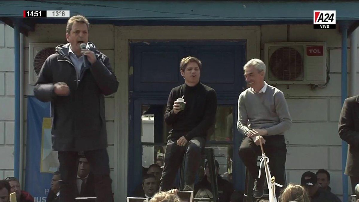 Massa se mostró junto a Kicillof y criticó a Macri: Está haciendo una gira de despedida