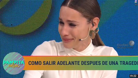 Pampita rompió en llantos por Blanquita: Si la vida te pone de rodillas, te levantás y seguís