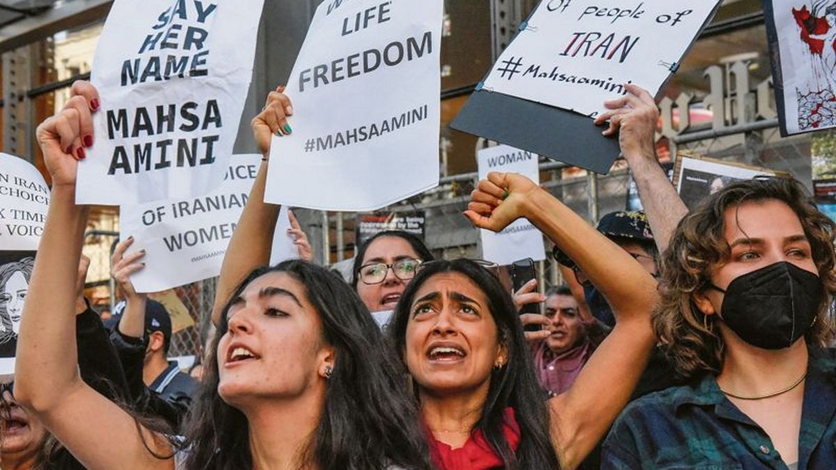 Irán Movilizaciones Masivas Desafían La Represión Al Grito De Mujer