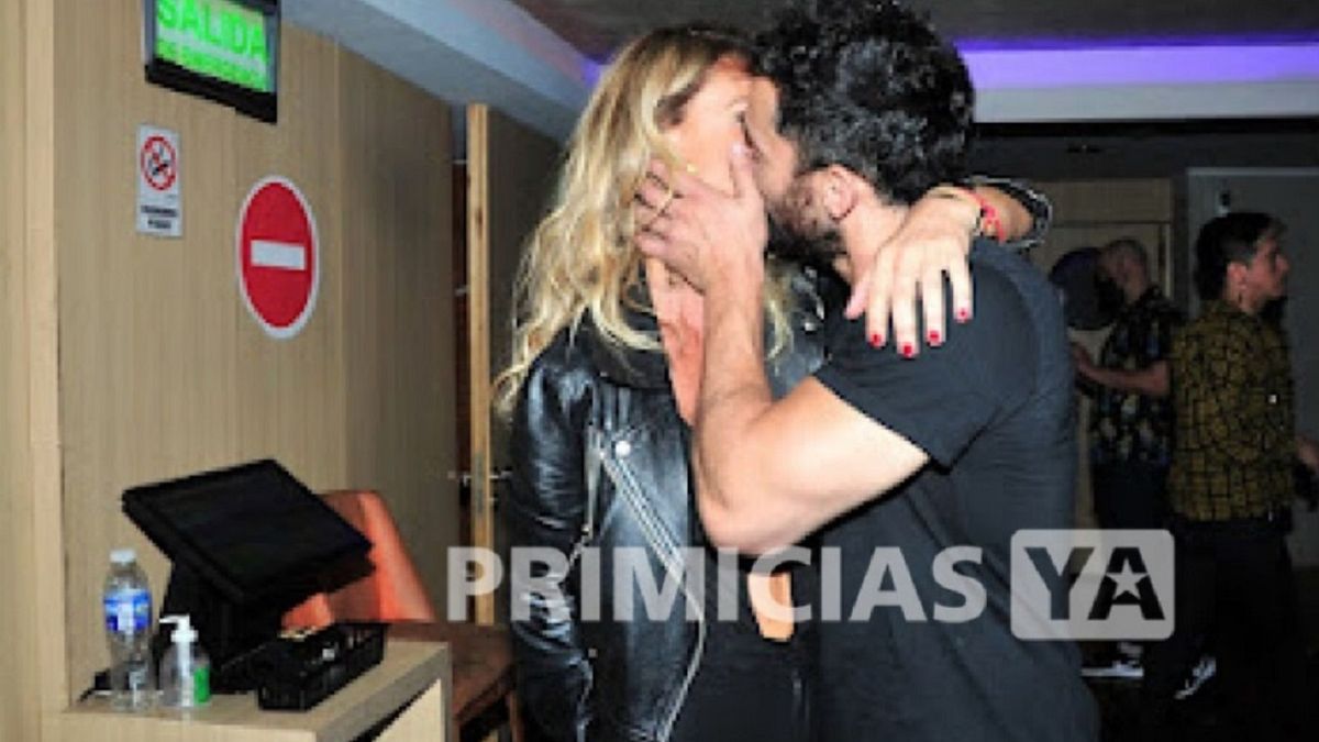El apasionado beso de Sabrina Rojas y el Tucu López en el festejo de Sex