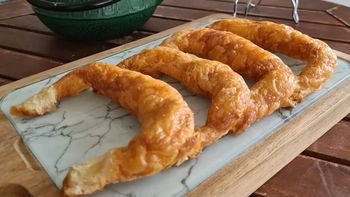 Medialunas de grasa caseras: la receta con pocos ingredientes y sin complicaciones que no falla