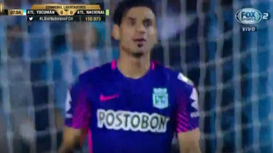 Copa Libertadores: Un horror de Monetti puso a Atlético Tucumán a ganar de entrada