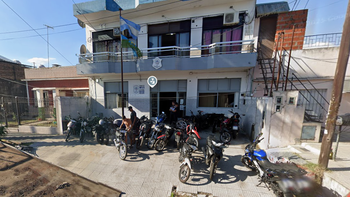 Una policía se suicidó en una comisaría mientras su ex novio la denunciaba por violencia. (Foto: Google)