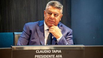 Denuncian a dos supuestos testaferros de Claudio Chiqui Tapia por lavado de dinero