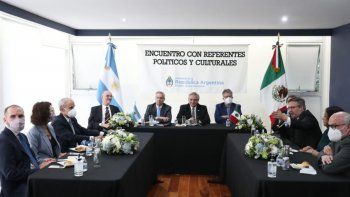 Laboratorio, empresarios e intelectuales y López Obrador: cómo sigue la agenda de Alberto en México
