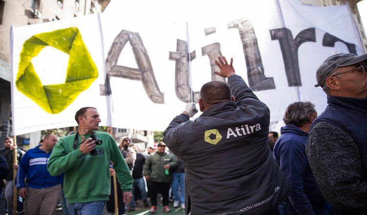 Atilra, liderado por Héctor Ponce, avisó sobre medidas que impactarían en el resto de las empresas lácteas.