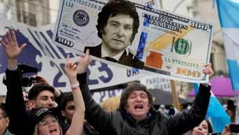 El gran cambio del dólar blue tras el anuncio del DNU de Javier Milei