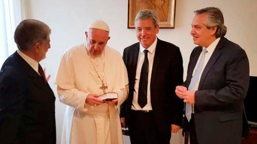 Se cayó la designación del candidato a embajador en El Vaticano: Vamos a revisar la cuestión, dice el Gobierno